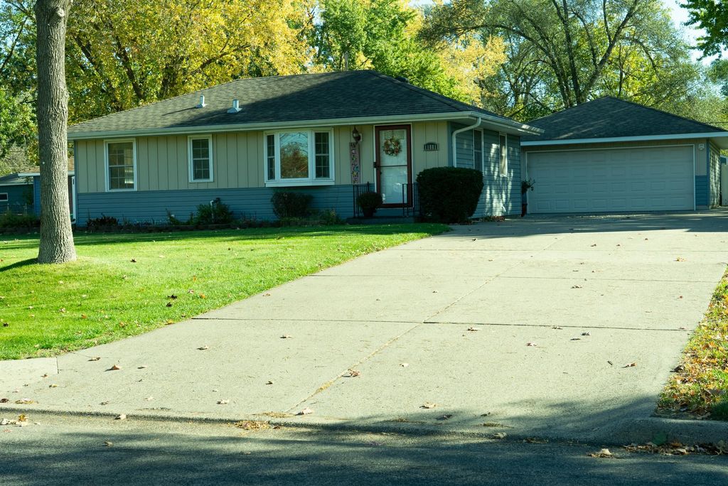 11881 Kumquat Street NW, Coon Rapids, MN 55448 — photo 2