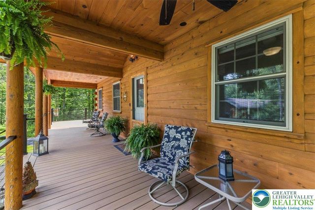207 West Douglasville Road, Bushkill Twp, PA 18064