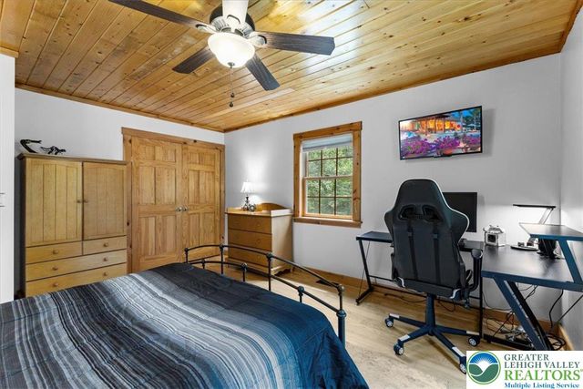 207 West Douglasville Road, Bushkill Twp, PA 18064