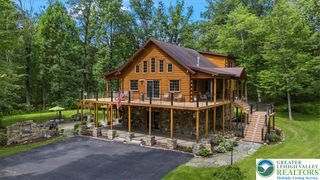 207 West Douglasville Road, Bushkill Twp, PA 18064