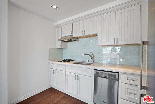 800 W 1st Street 1409, Los Angeles, CA 90012