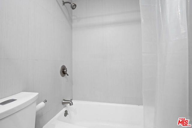 800 W 1st Street 1409, Los Angeles, CA 90012