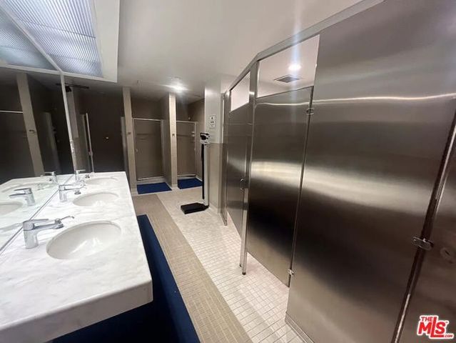 800 W 1st Street 1409, Los Angeles, CA 90012