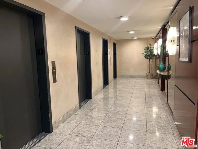 800 W 1st Street 1409, Los Angeles, CA 90012