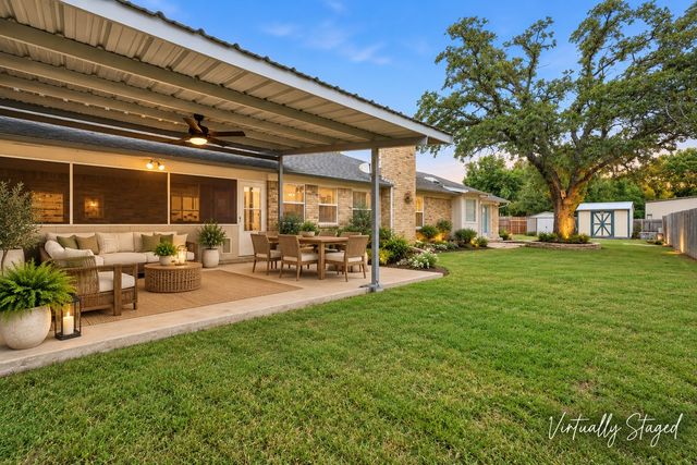 200 Lansford Drive, Benbrook, TX 76126
