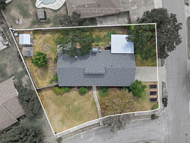 200 Lansford Drive, Benbrook, TX 76126