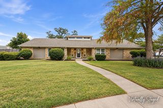 200 Lansford Drive, Benbrook, TX 76126