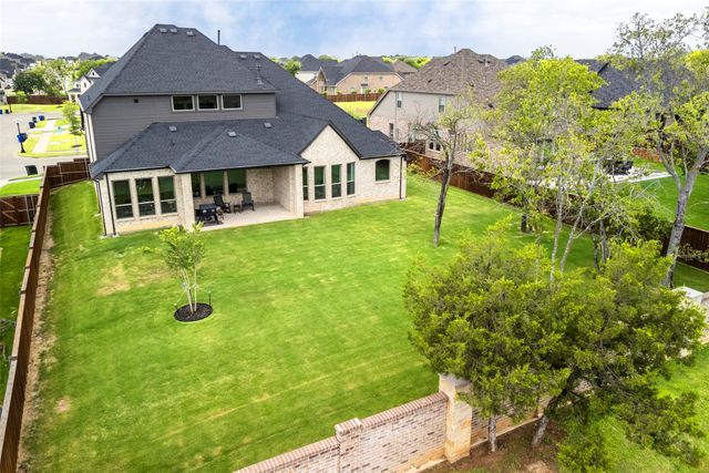 2302 Royal Dove Lane, Mansfield, TX 76063