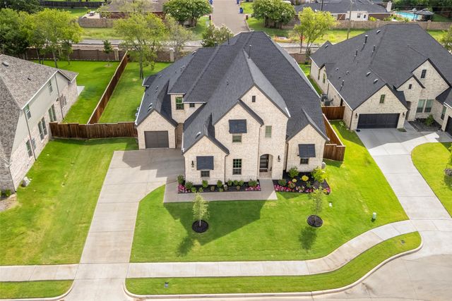 2302 Royal Dove Lane, Mansfield, TX 76063