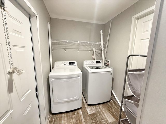 21246 White Oak Drive, Conroe, TX 77306