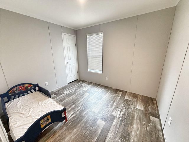 21246 White Oak Drive, Conroe, TX 77306