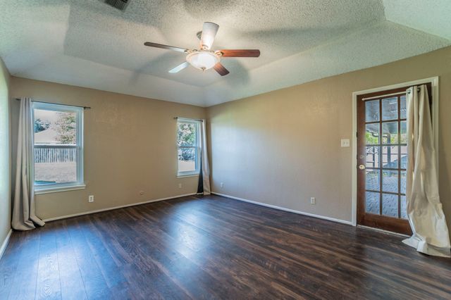 6729 Oliver Drive, North Richland Hills, TX 76180