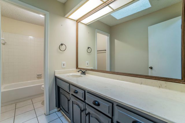 6729 Oliver Drive, North Richland Hills, TX 76180