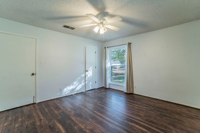 6729 Oliver Drive, North Richland Hills, TX 76180