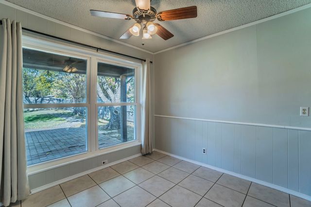 6729 Oliver Drive, North Richland Hills, TX 76180