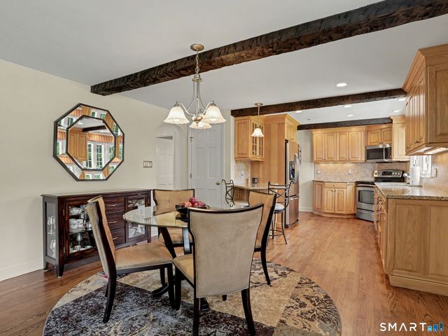 18 Wyant Road, Oxford, CT 06478