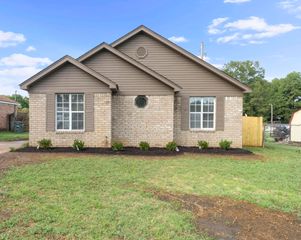2892 ST ELMO AVE, Memphis, TN 38127