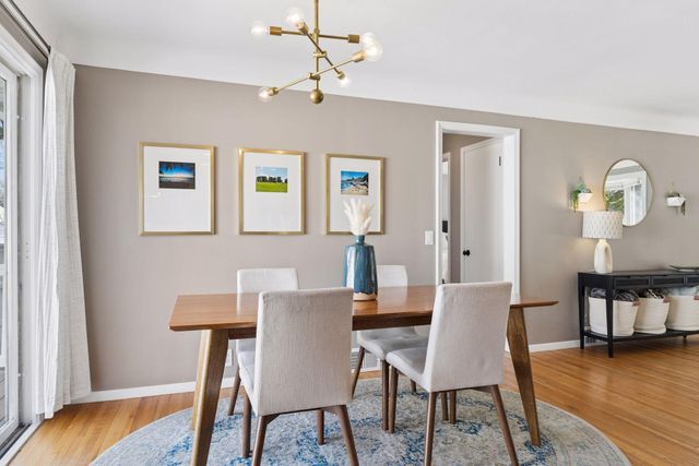 2010 W 54th Street, Minneapolis, MN 55419
