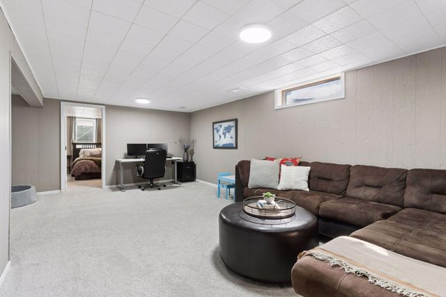 2010 W 54th Street, Minneapolis, MN 55419
