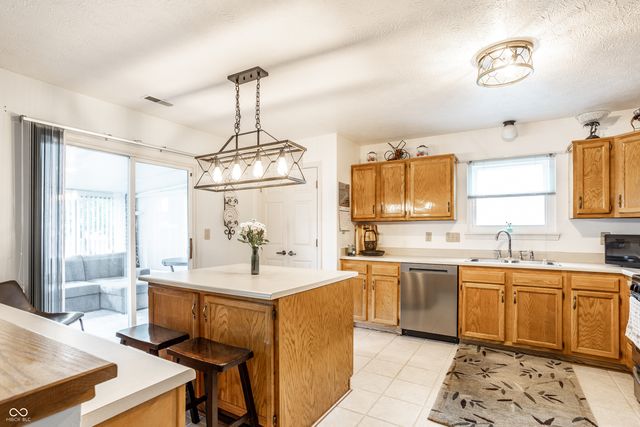 206 E Delaware Street, Fortville, IN 46040
