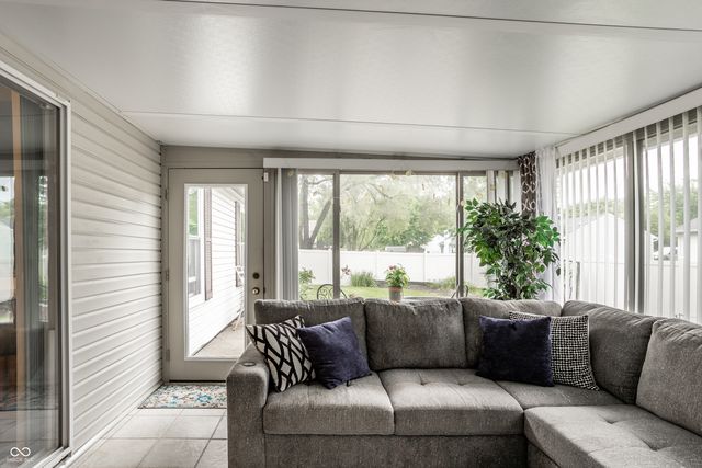 206 E Delaware Street, Fortville, IN 46040