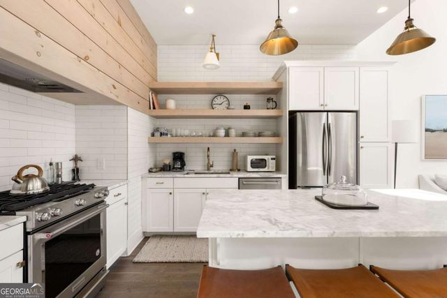 11193 Serenbe Lane, Chattahoochee Hills, GA 30268