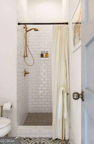 11193 Serenbe Lane, Chattahoochee Hills, GA 30268