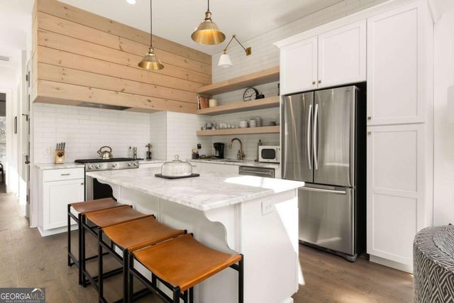 11193 Serenbe Lane, Chattahoochee Hills, GA 30268