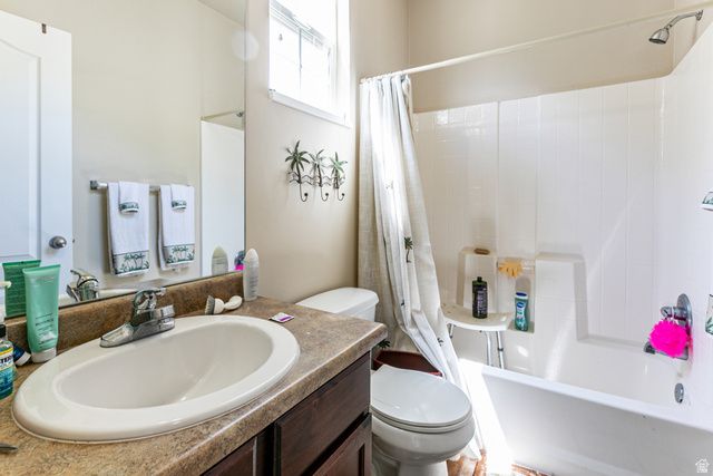 713 W BUCKINGHAM DR, North Salt Lake, UT 84054