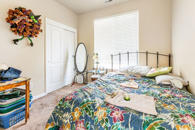 713 W BUCKINGHAM DR, North Salt Lake, UT 84054