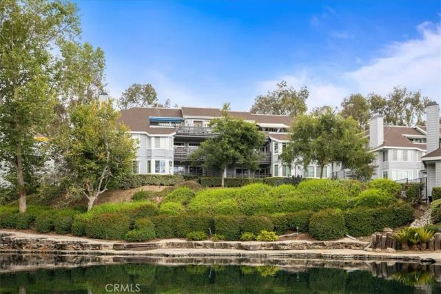 1083 Lakeview, Azusa, CA 91702