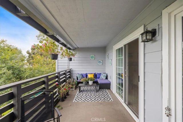 1083 Lakeview, Azusa, CA 91702