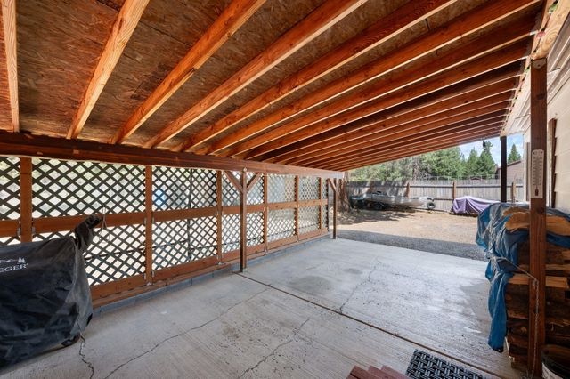 56203 Stellar Drive, Bend, OR 97707