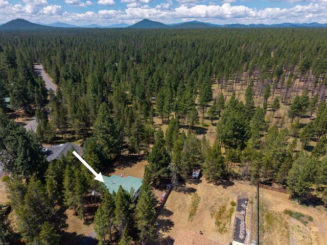 56203 Stellar Drive, Bend, OR 97707