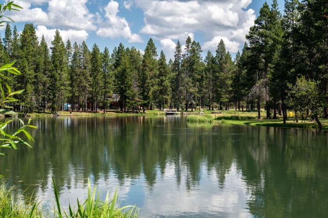 56203 Stellar Drive, Bend, OR 97707