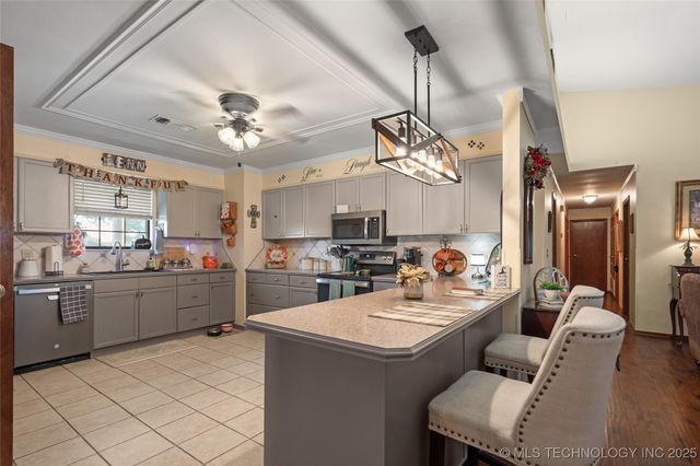 103 Lockwood, Ardmore, OK 73401