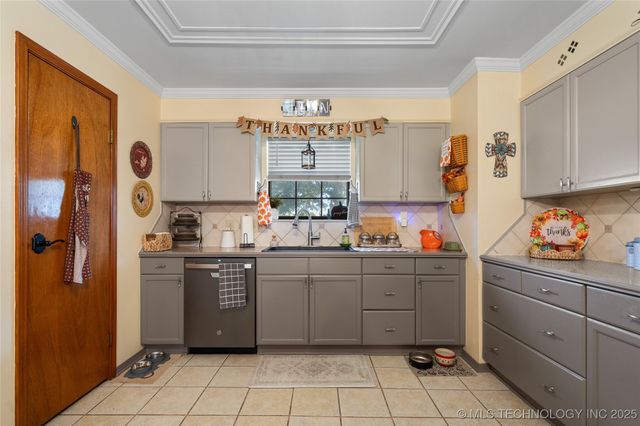 103 Lockwood, Ardmore, OK 73401