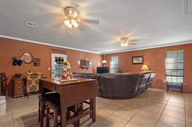 103 Lockwood, Ardmore, OK 73401