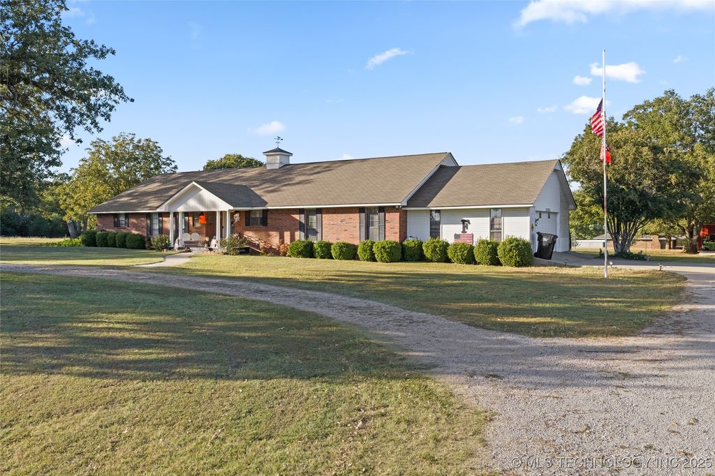 103 Lockwood, Ardmore, OK 73401