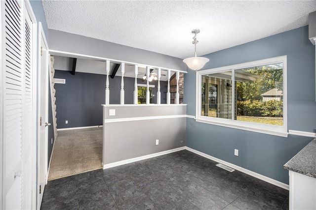 5864 N Beaman Avenue, Kansas City, MO 64151