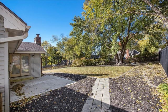 5864 N Beaman Avenue, Kansas City, MO 64151