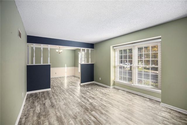 5864 N Beaman Avenue, Kansas City, MO 64151