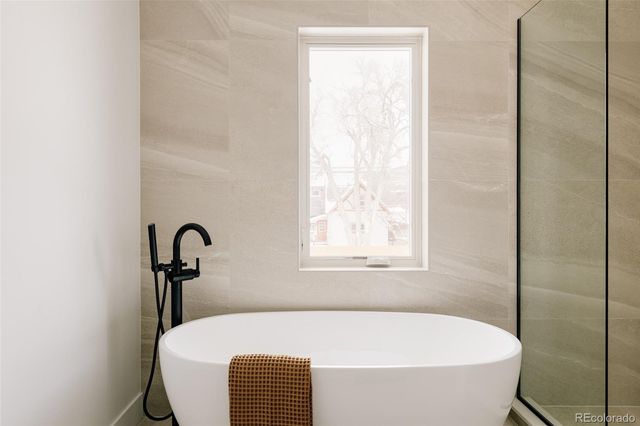 2085 Perry Street, Denver, CO 80211