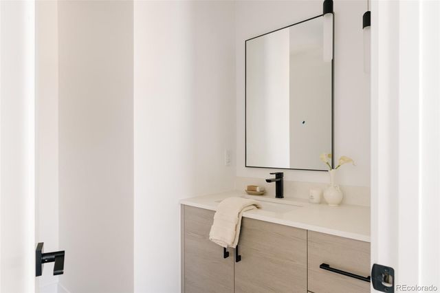 2085 Perry Street, Denver, CO 80211