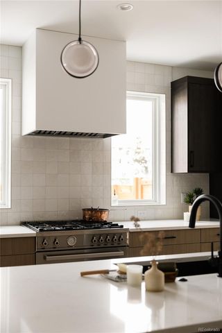 2085 Perry Street, Denver, CO 80211