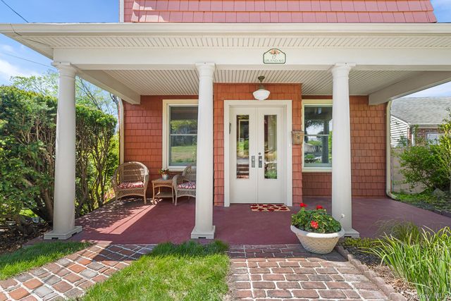 17 Upland Avenue, White Plains, NY 10604