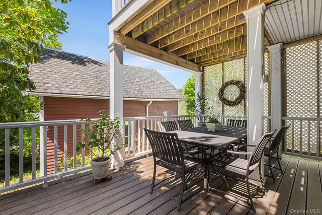 17 Upland Avenue, White Plains, NY 10604