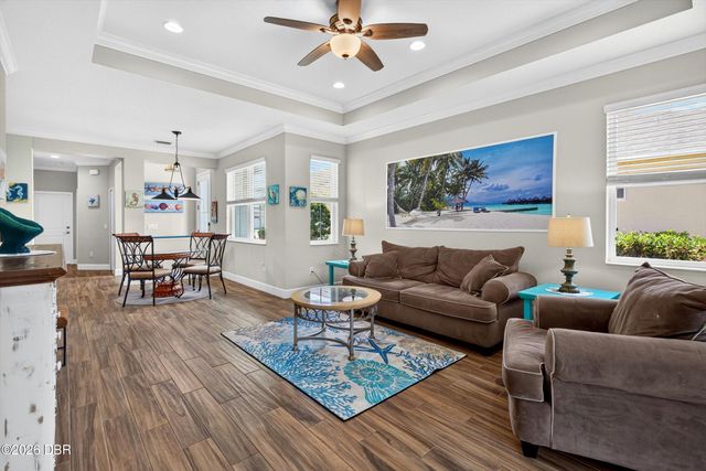 330 Coral Reef Way, Daytona Beach, FL 32124