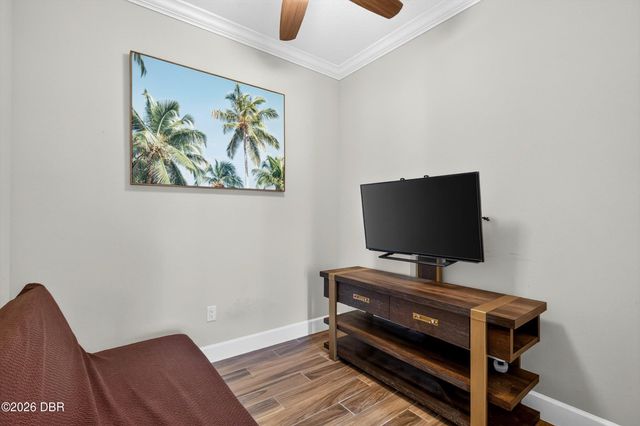 330 Coral Reef Way, Daytona Beach, FL 32124