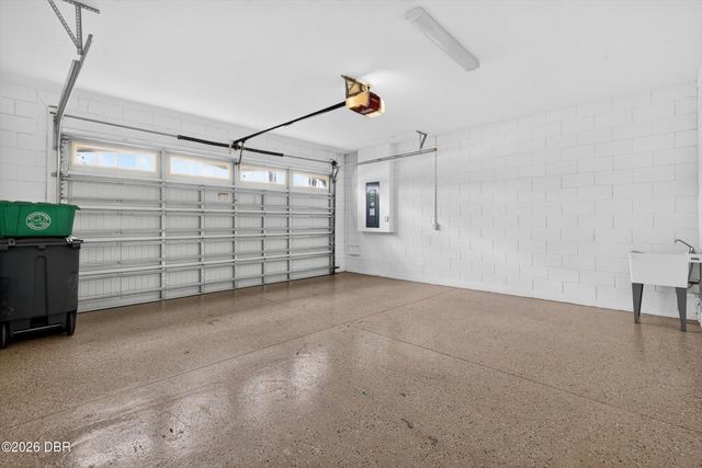 330 Coral Reef Way, Daytona Beach, FL 32124